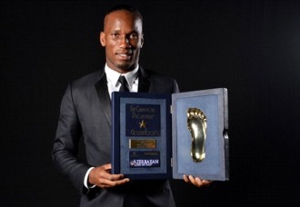 Côte dÂ’Ivoire : Didier Drogba surclasse Cristiano Ronaldo au Golden Foot 2013  